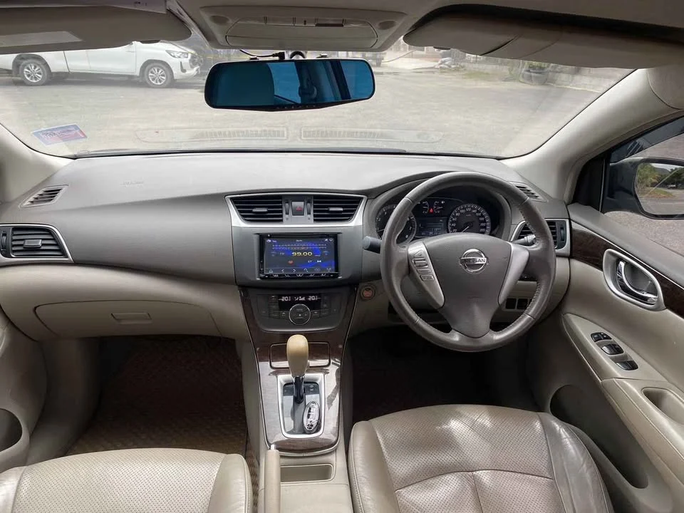 2012 Nissan Sylphy III (B17) 2