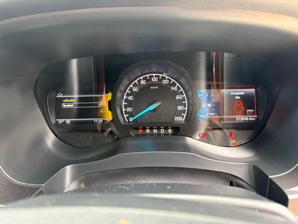 2020 Ford Everest II 2