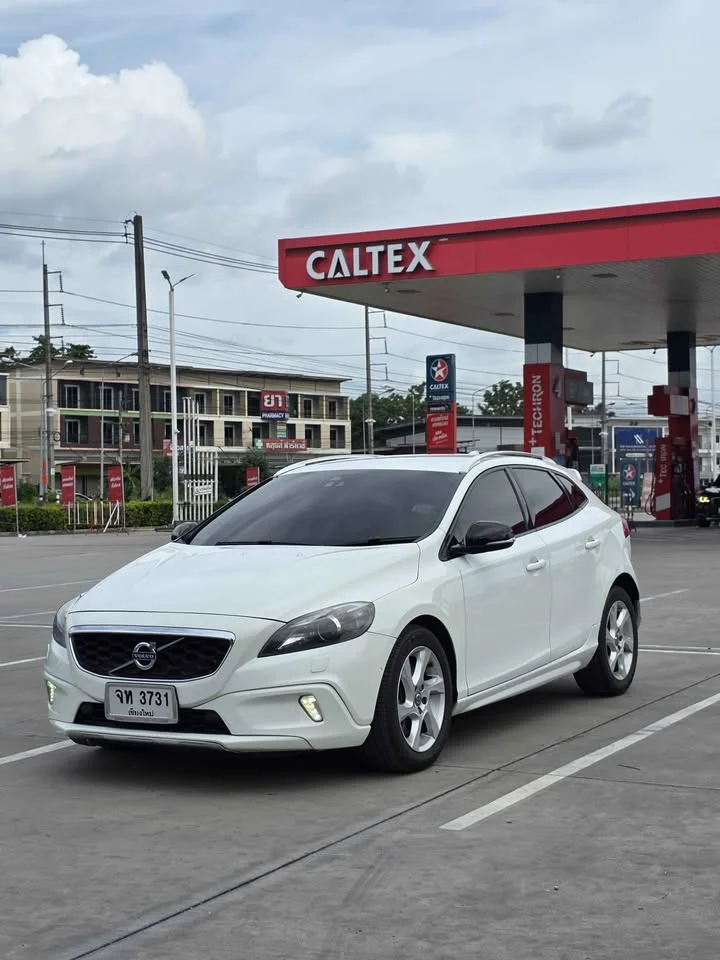 2014 Volvo V40 II 3