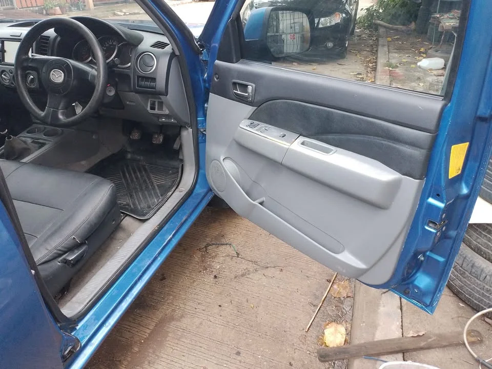2011 Mazda BT-Series I 2