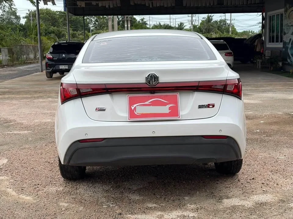 2018 MG 5 I  2
