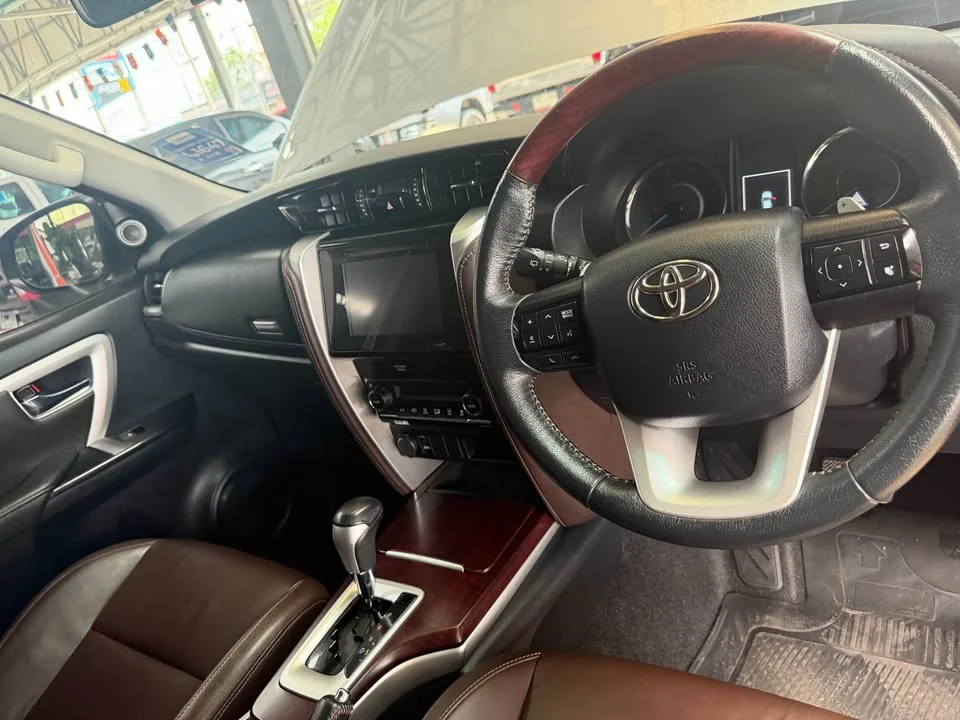 2019 Toyota Fortuner II 3