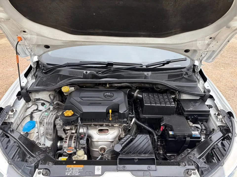 2018 MG 5 I  3