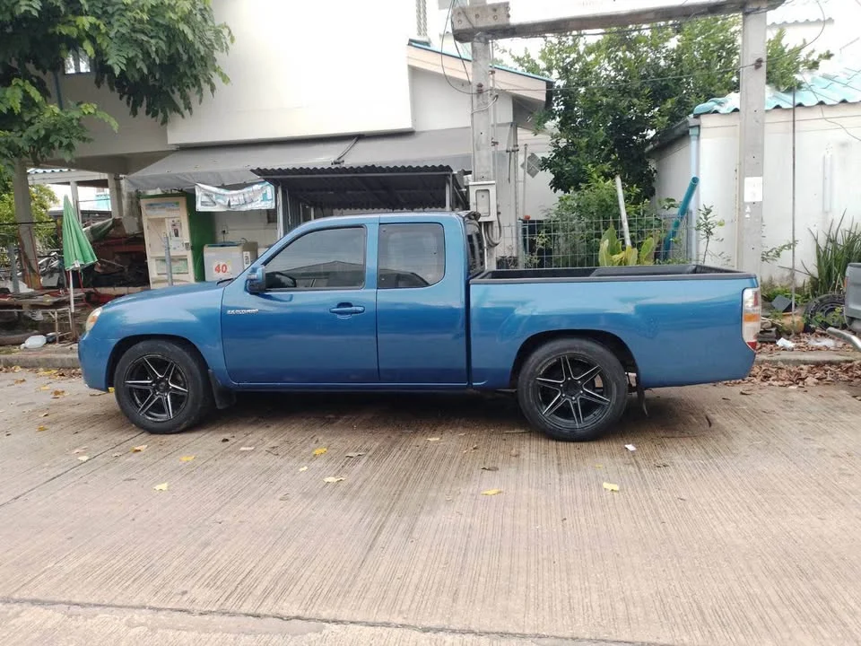2011 Mazda BT-Series I 2
