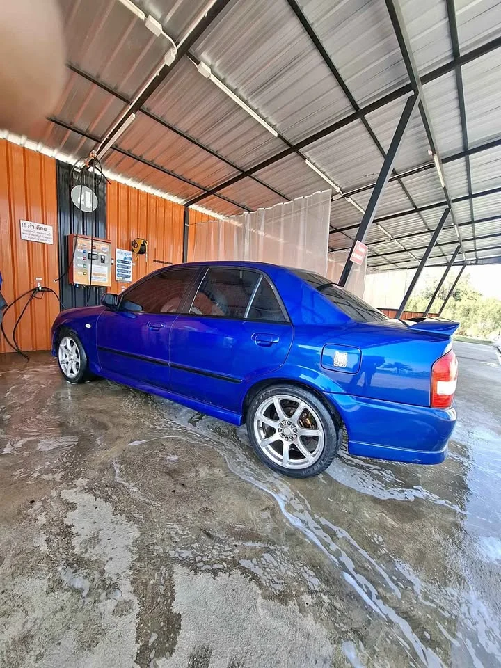 2003 Mazda 323 VIII 3