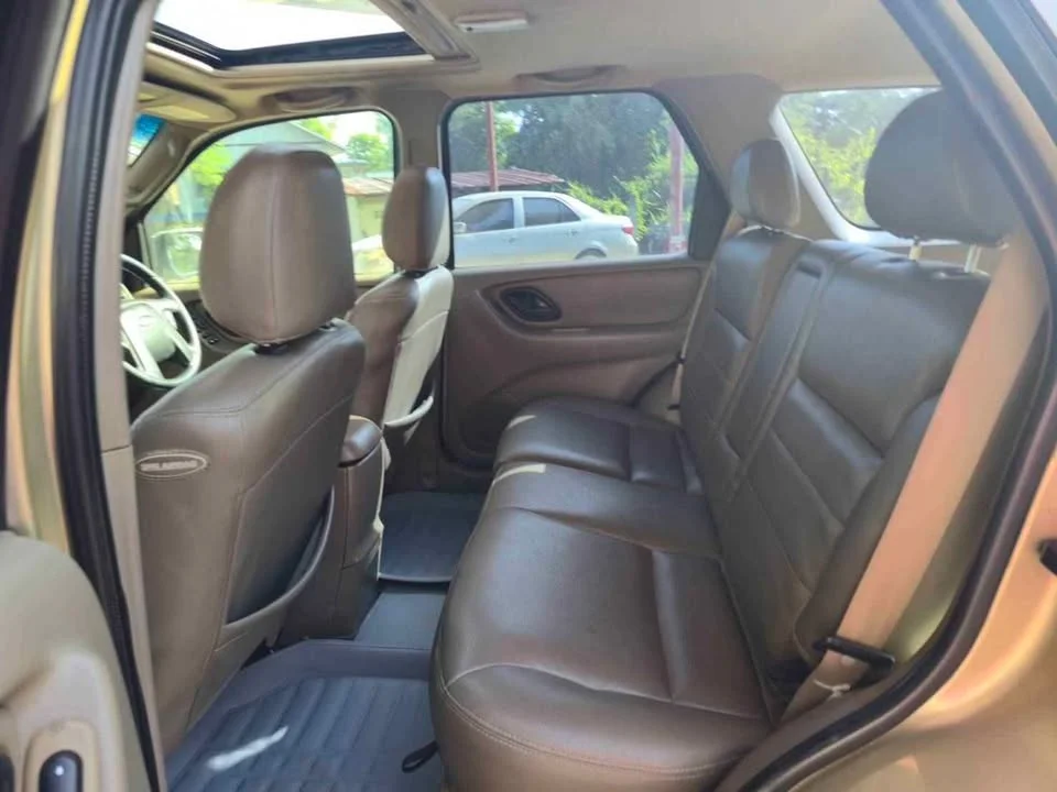 2003 Ford Escape I 3