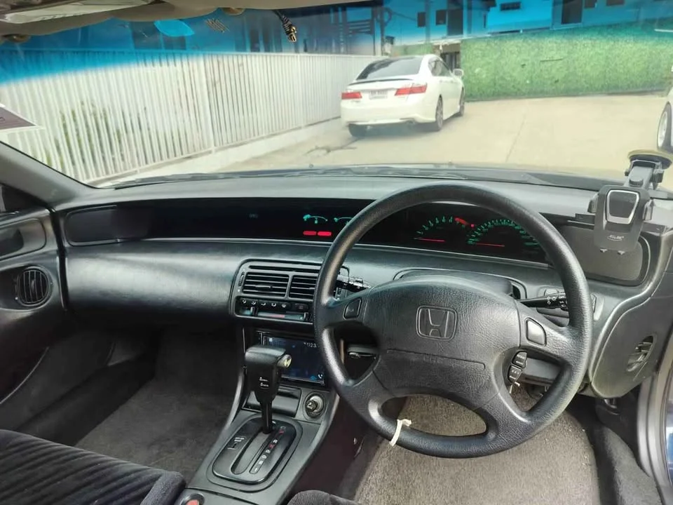 1998 Honda Prelude IV 2
