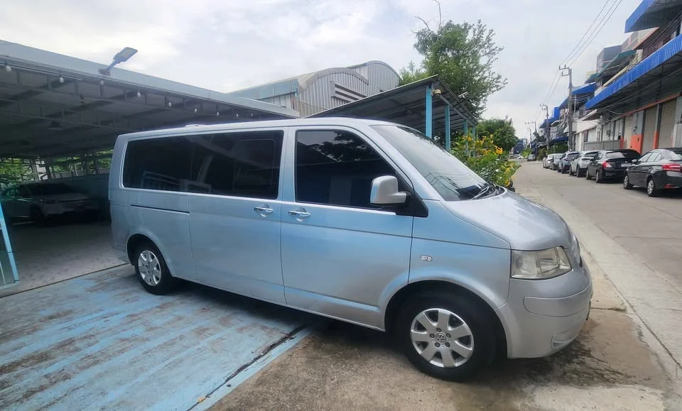 2006 Volkswagen Caravelle T5 2