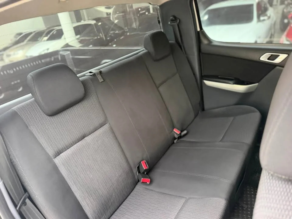 2012 Mazda BT-Series II 3
