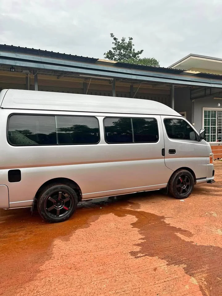 2011 Nissan Urvan V (E25) 2
