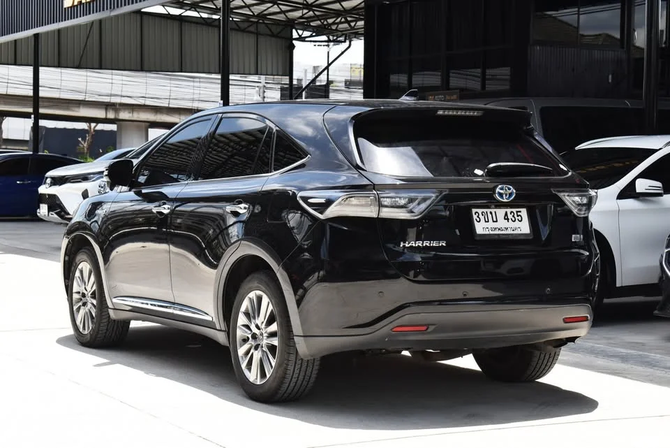 2015 Toyota Harrier III 3