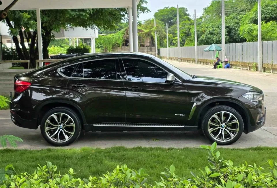 2016 BMW X6 F16 2