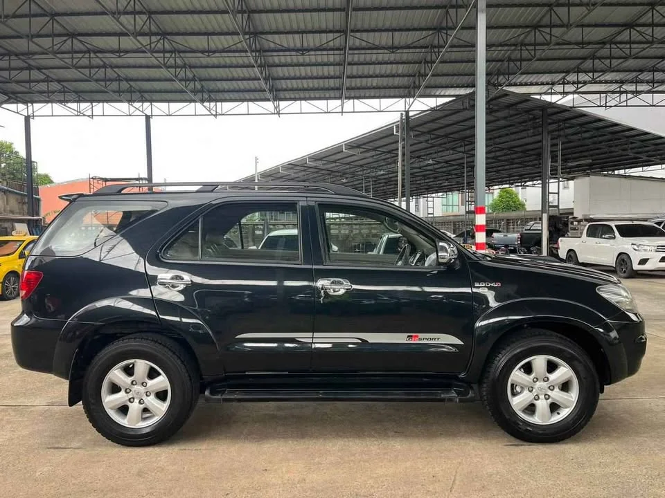 2007 Toyota Fortuner I 3