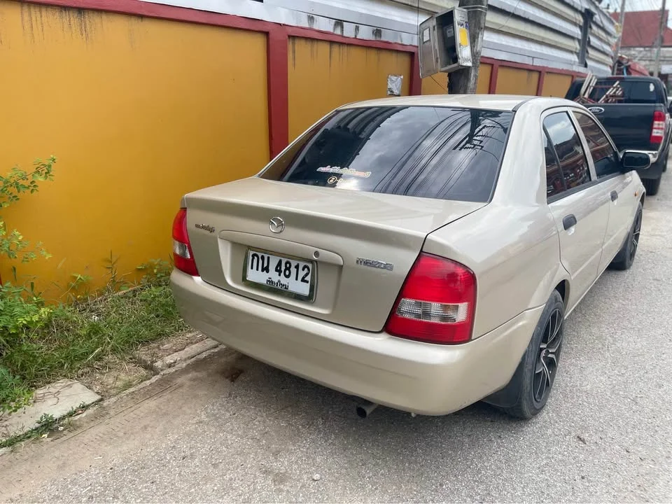 2001 Mazda 323 VIII 2