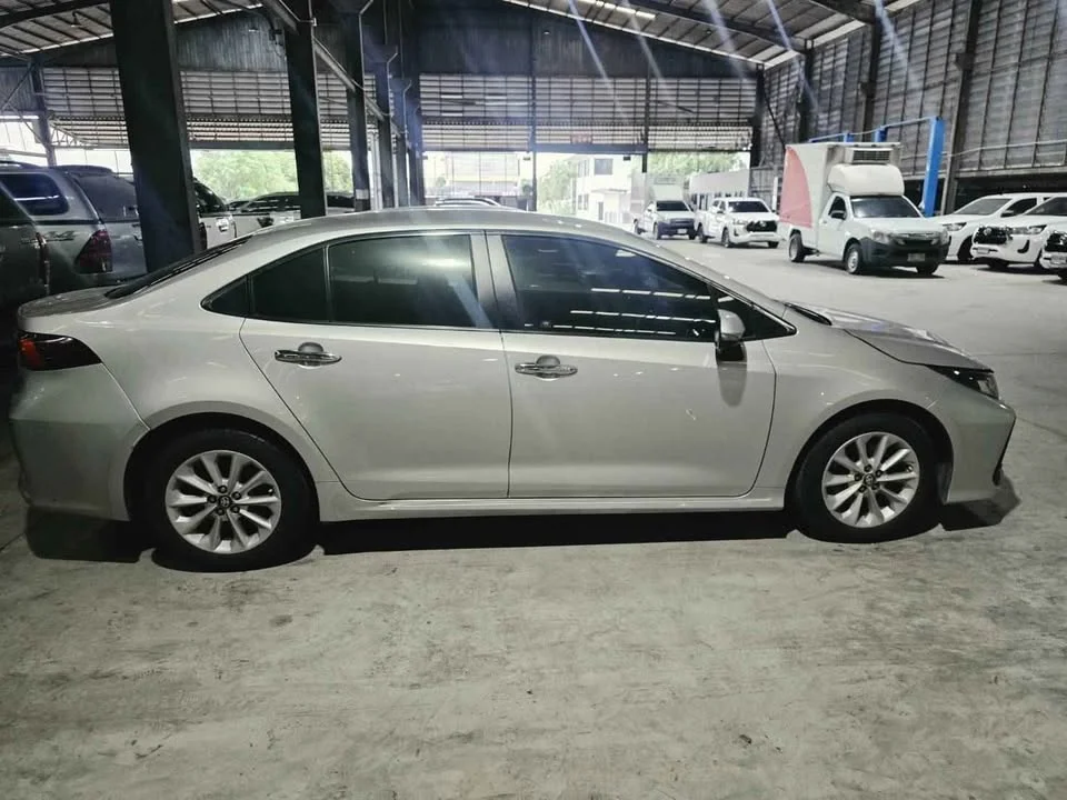 2020 Toyota Corolla Altis XII (E210) 2
