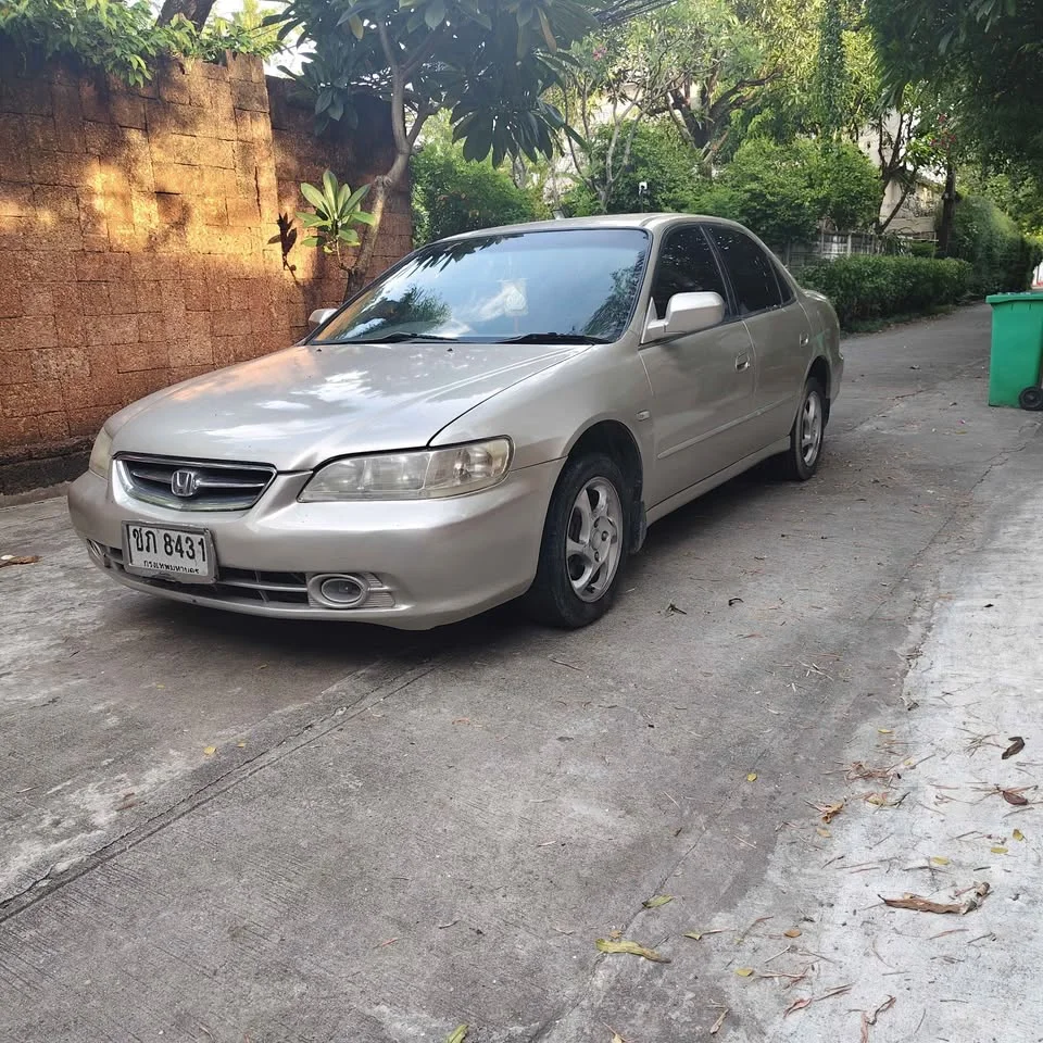 2002 Honda Accord VI 3