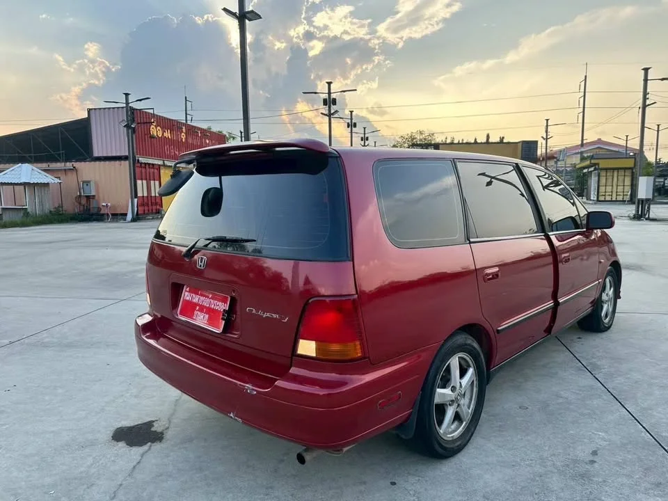 1995 Honda Odyssey I 3