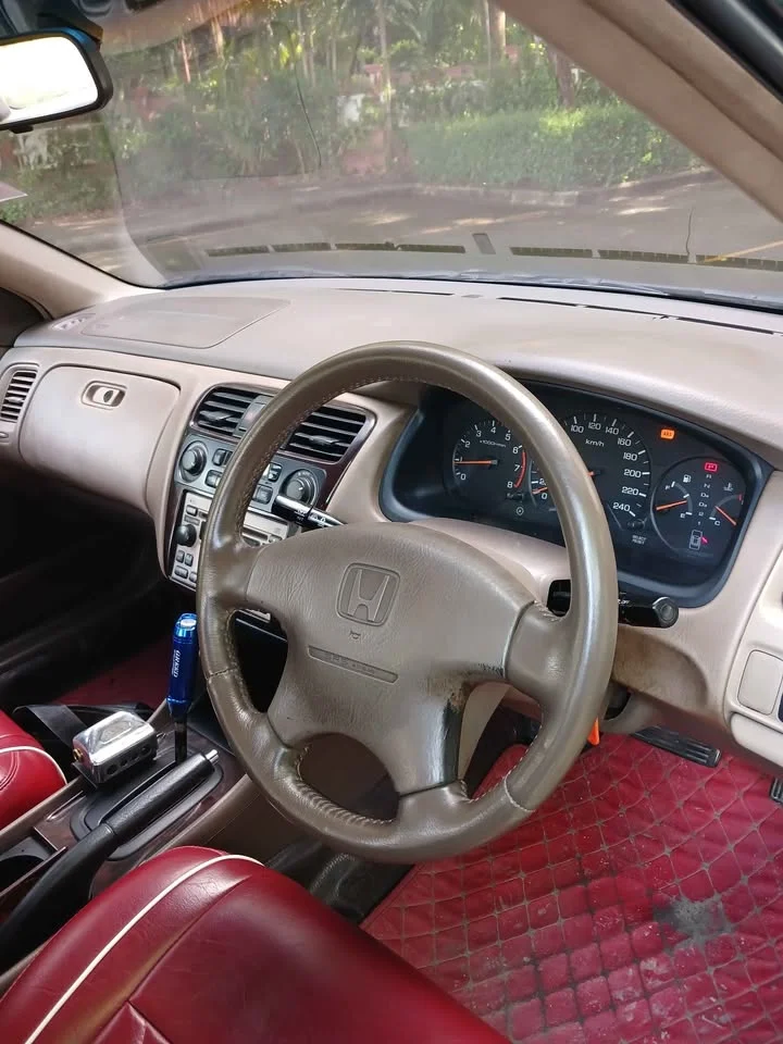2002 Honda Accord VI 2