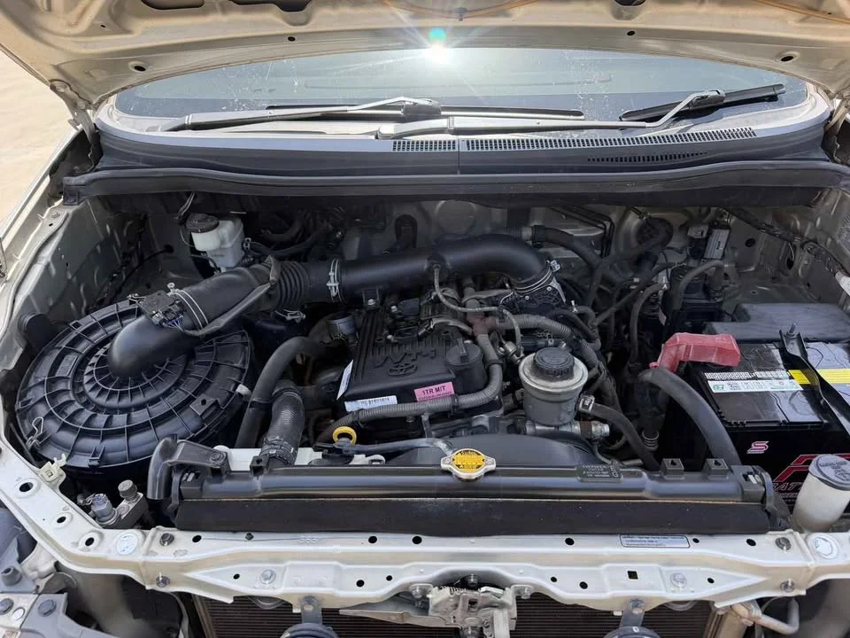 2014 Toyota Innova I 3