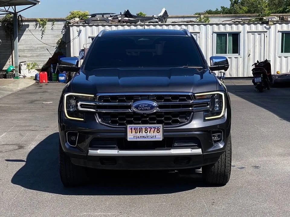 2022 Ford Everest III 3