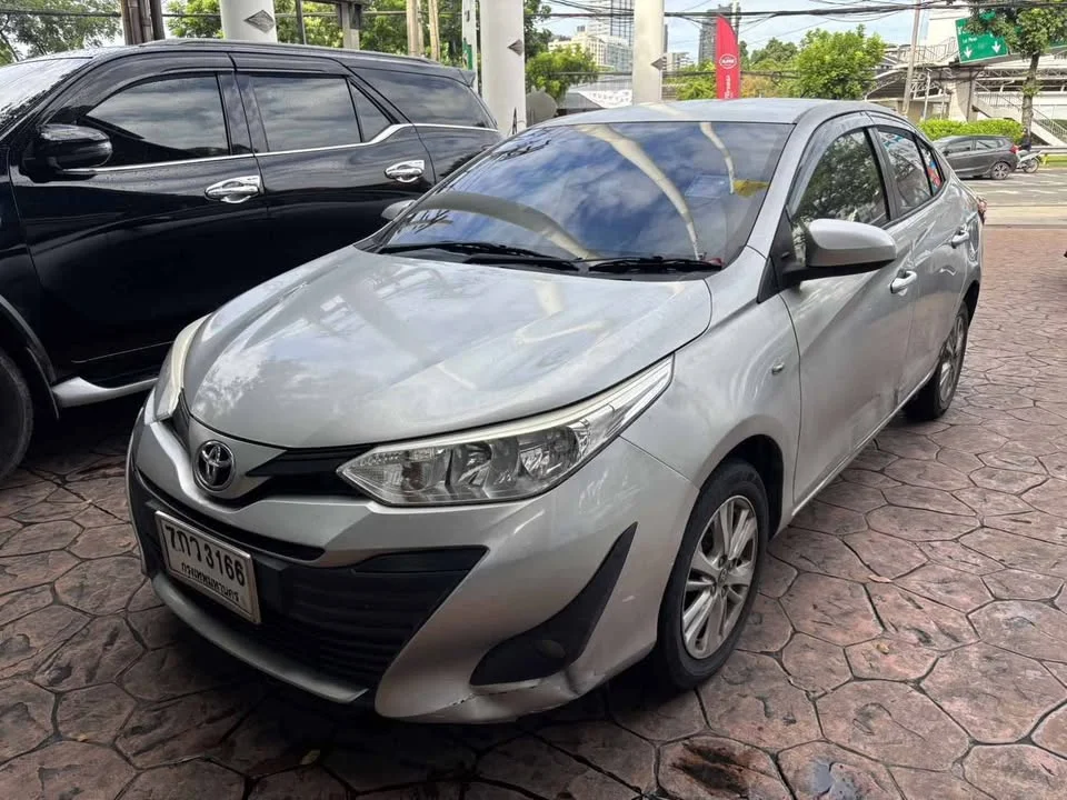 2018 Toyota Yaris ATIV III 3