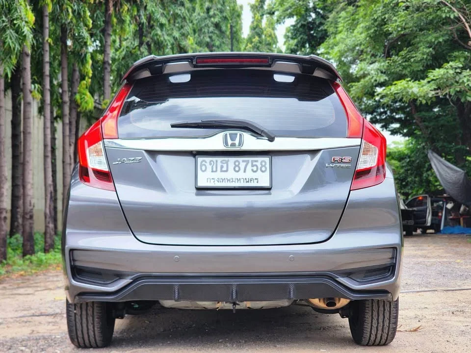 2019 Honda Jazz III 2