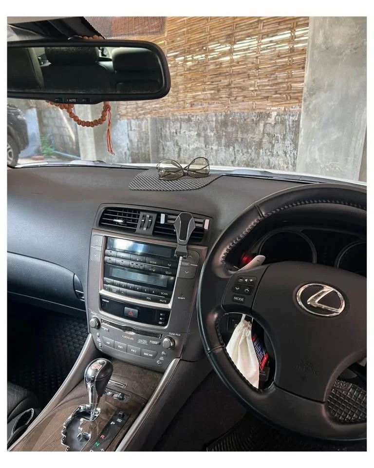 2008 Lexus IS II 2