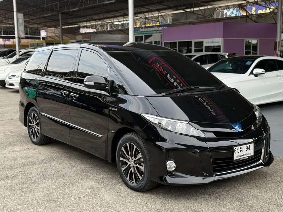 2014 Toyota Estima III 2
