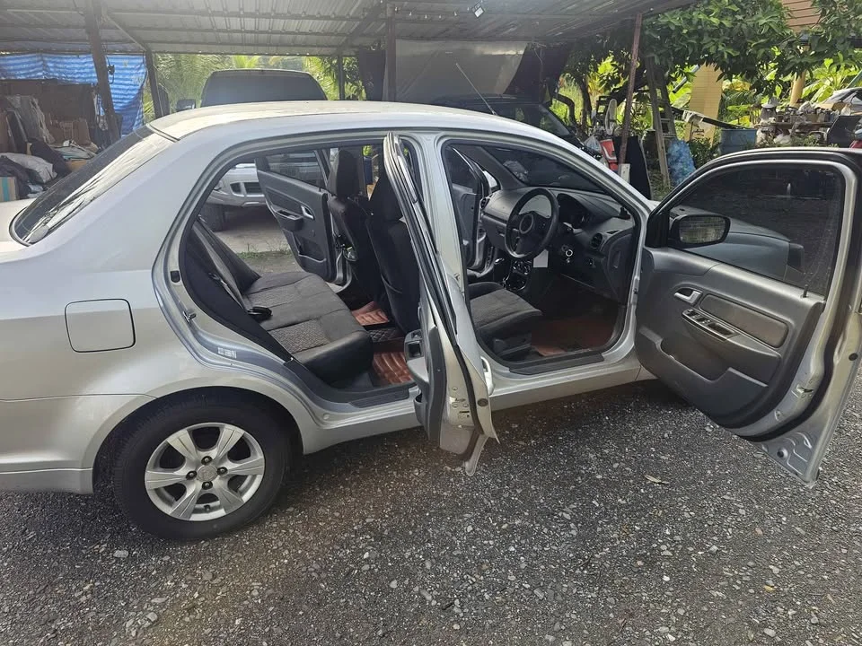 2010 Proton Saga II 2