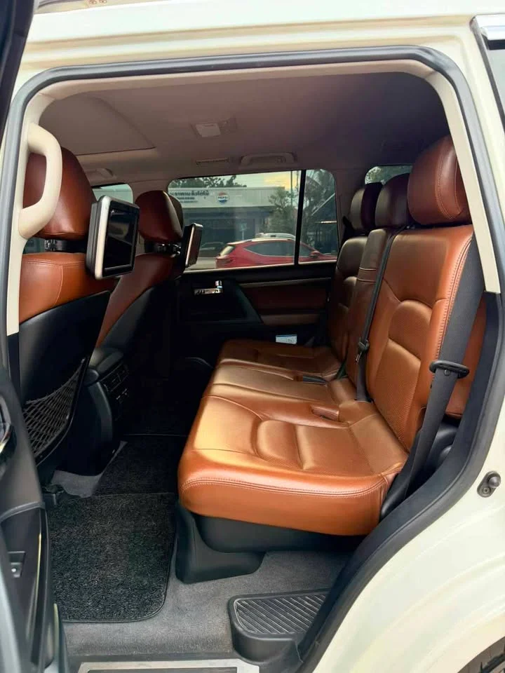 2018 Toyota Land Cruiser J200 2