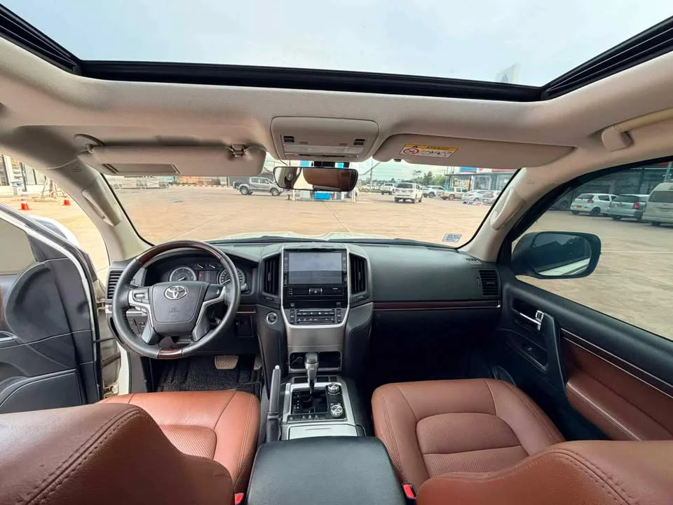 2018 Toyota Land Cruiser J200 3