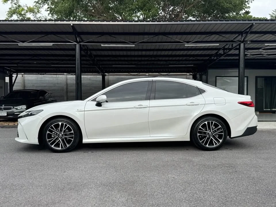 2024 Toyota Camry VIII (XV70) 2