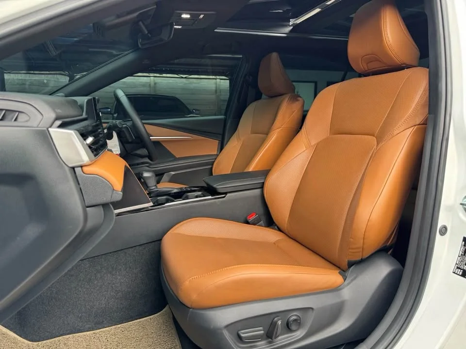 2024 Toyota Camry VIII (XV70) 3