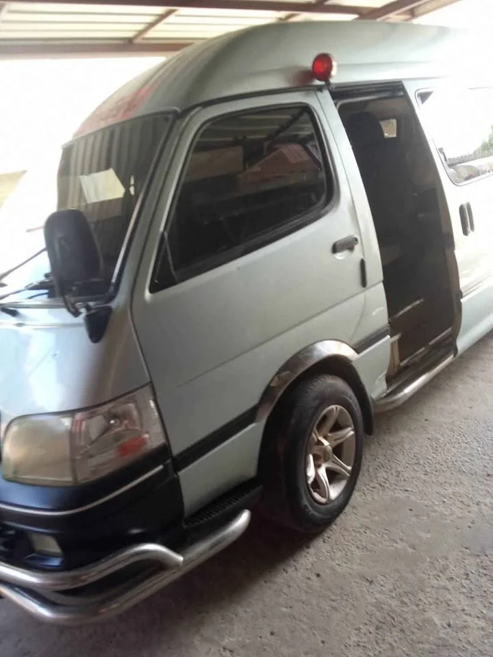 2004 Toyota Commuter IV (H100) 3