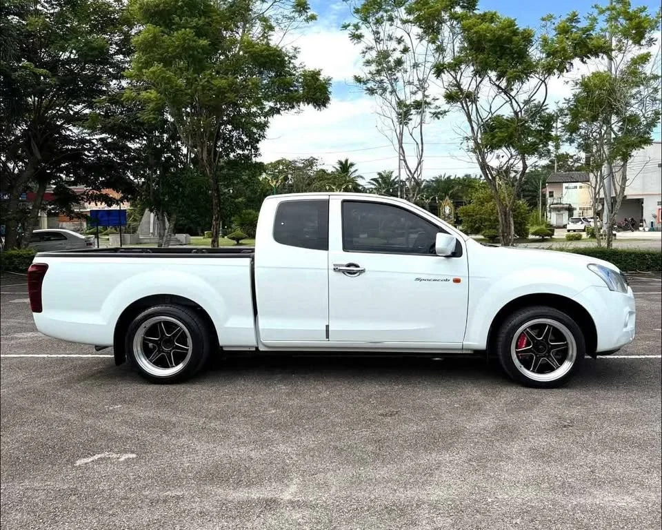 2018 Isuzu D-Max II (RT) 3