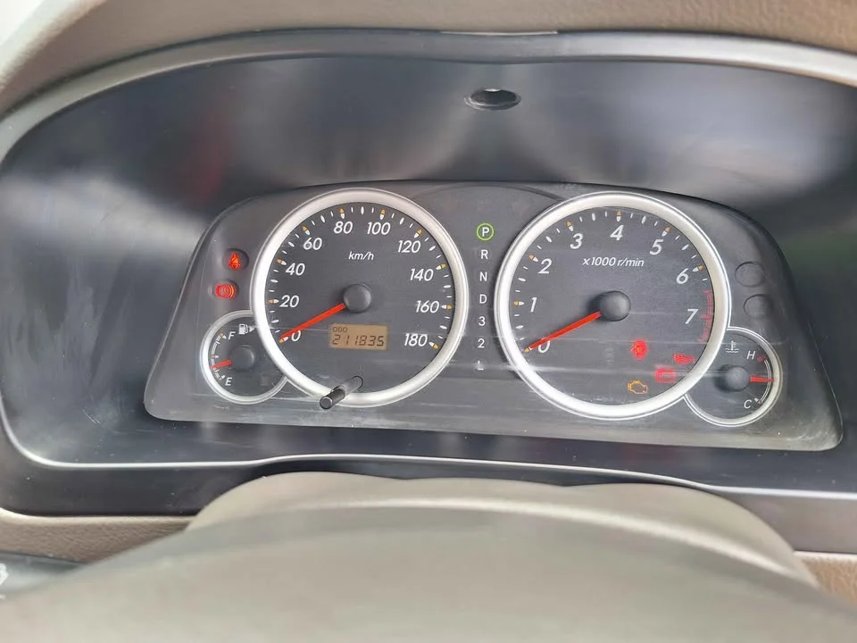 2010 Toyota Avanza I 3
