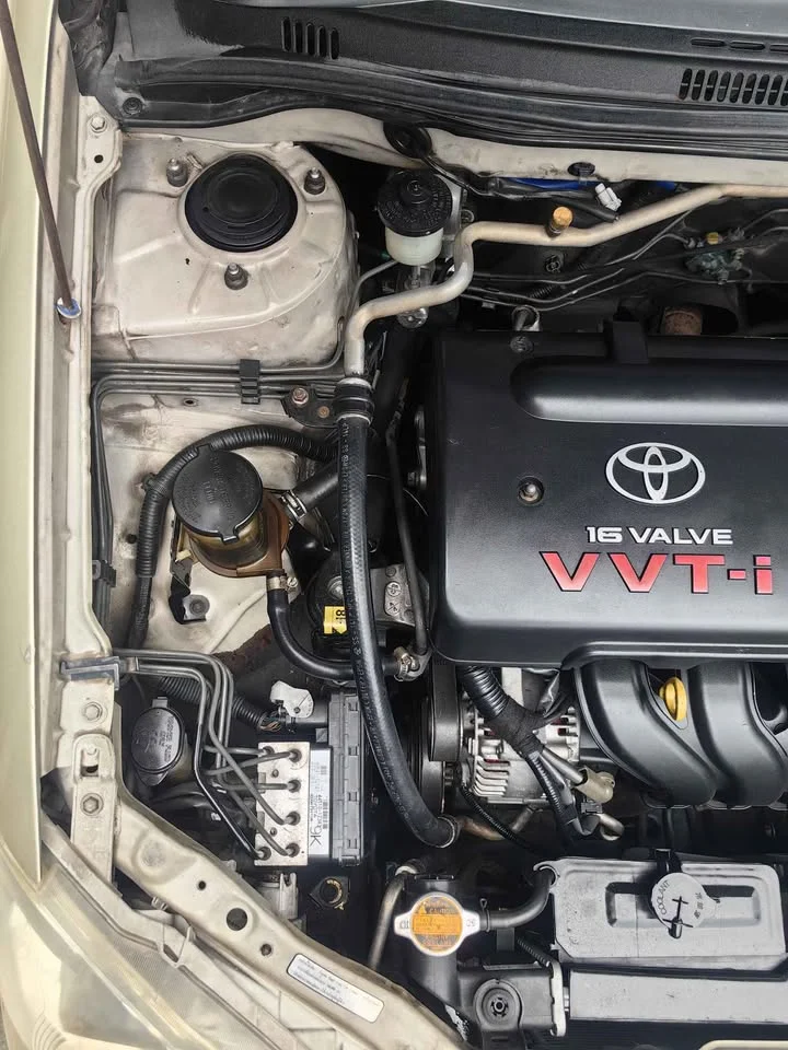 2005 Toyota Corolla Altis IX (E120) 2