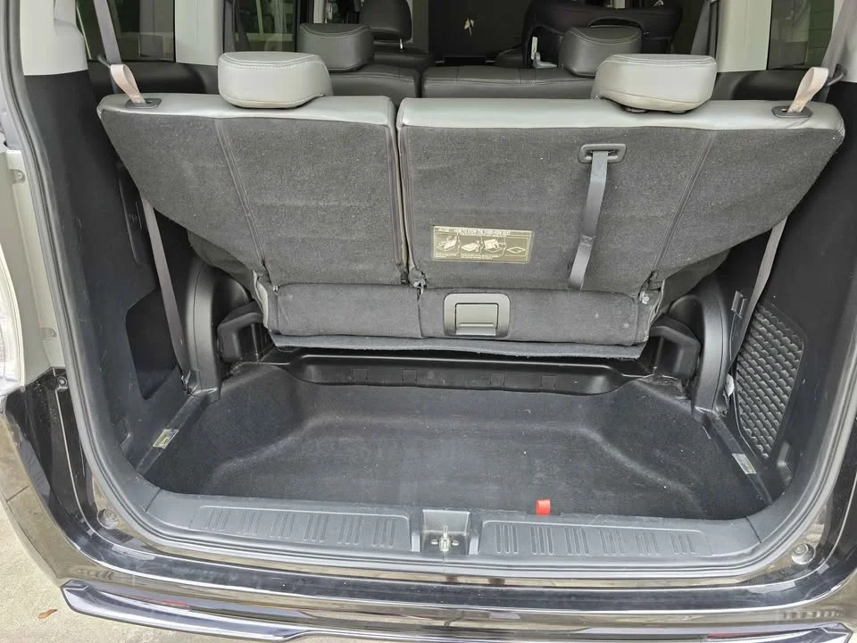 2012 Honda Stepwgn IV 3