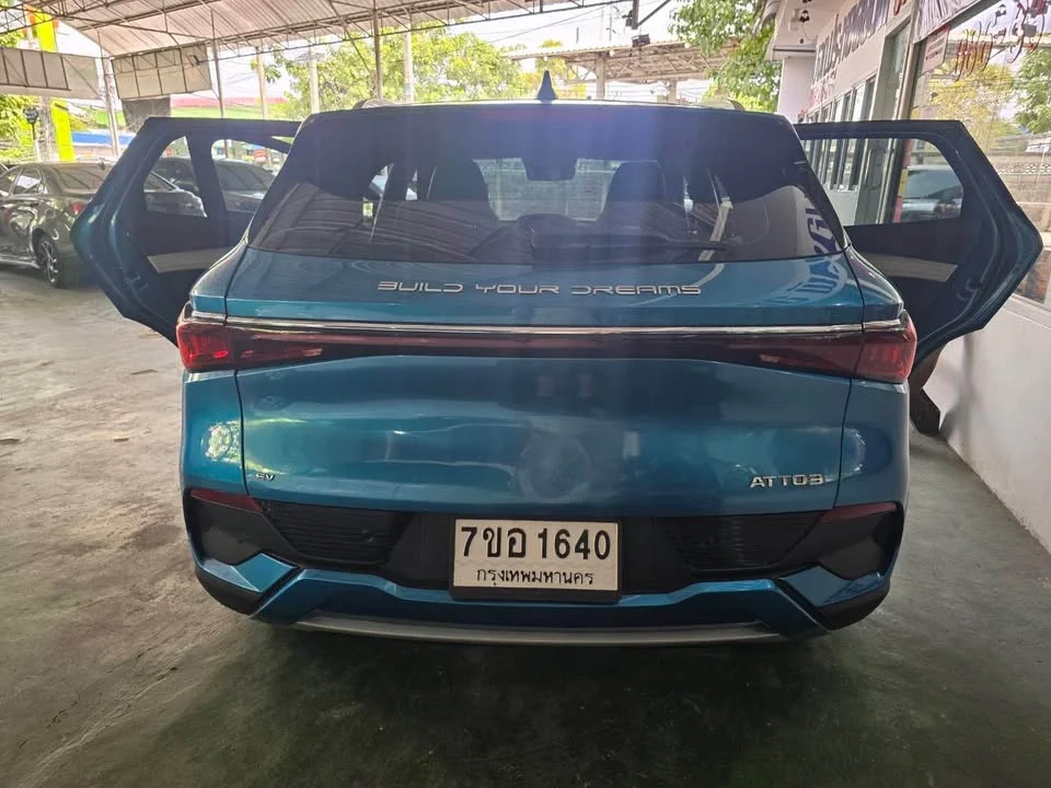 2023 BYD Atto 3 2