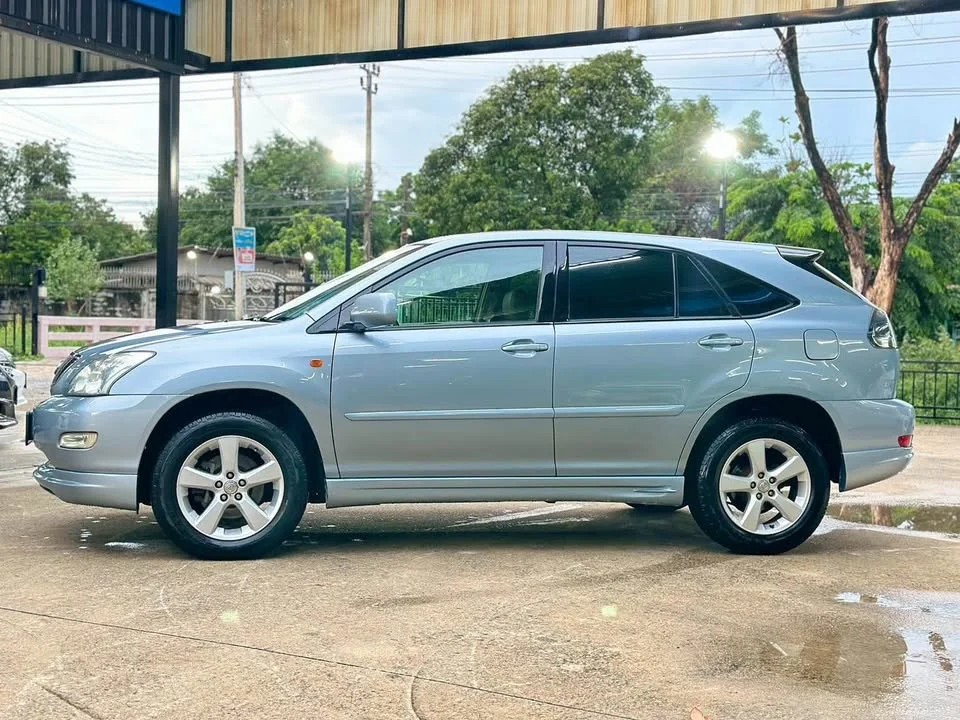 2005 Lexus RX II 3