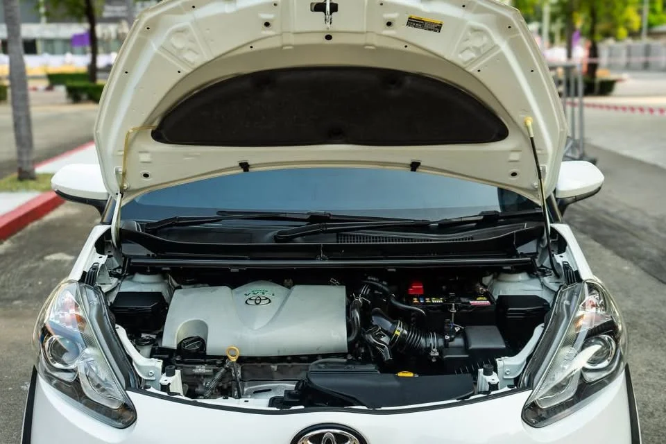 2018 Toyota Sienta II 2