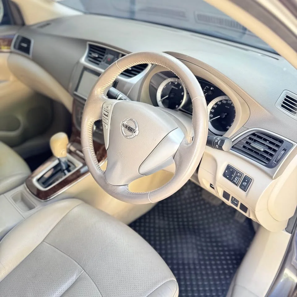 2014 Nissan Sylphy III (B17) 3