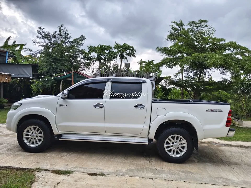 2012 Toyota Hilux VII 3