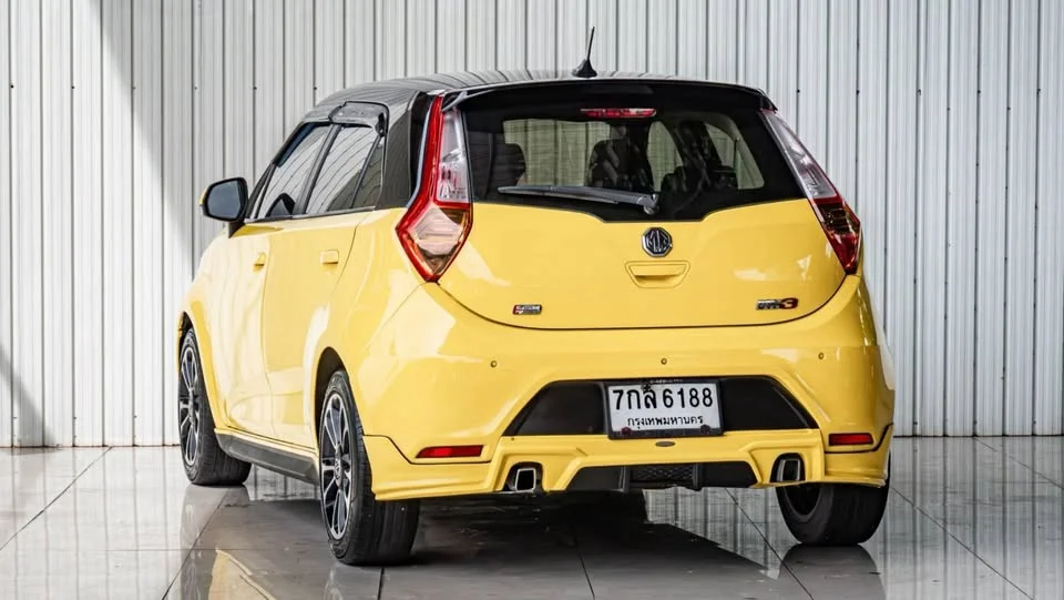 2018 MG 3 II 3