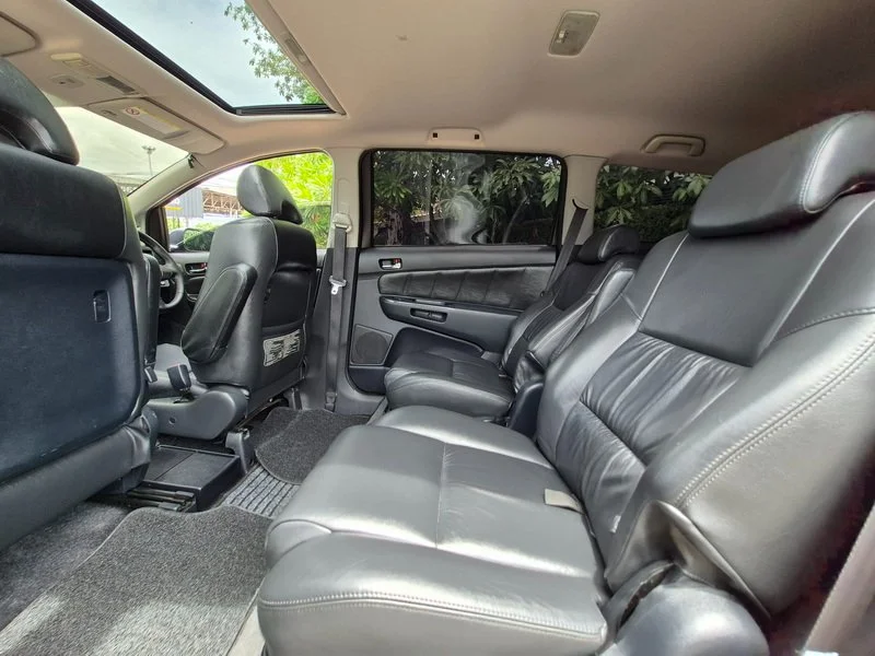 2008 Toyota Wish I 2