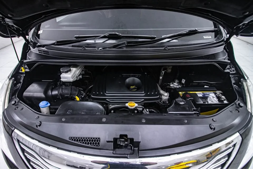 2011 Hyundai H-1 II 3