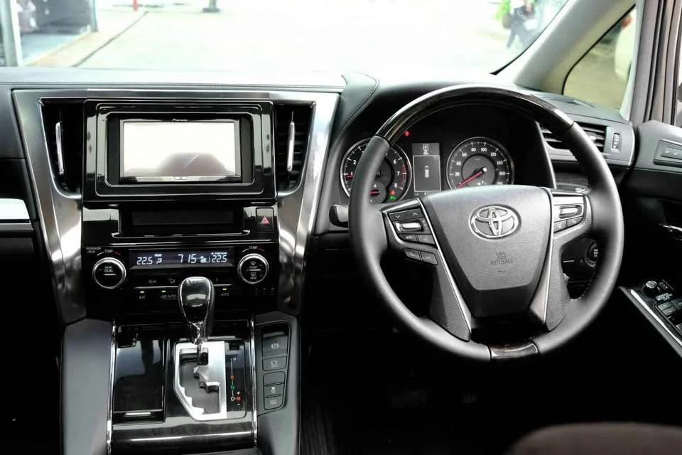 2017 Toyota Alphard, Vellfire III (AH30) 2