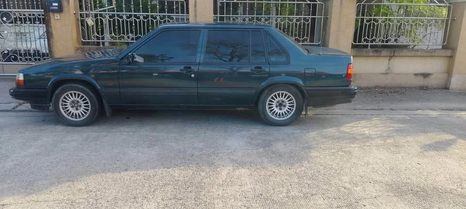 1995 Volvo 900 Series 2