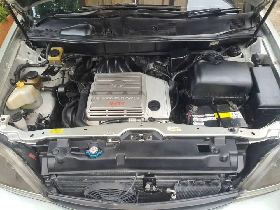 1999 Toyota Harrier I 2
