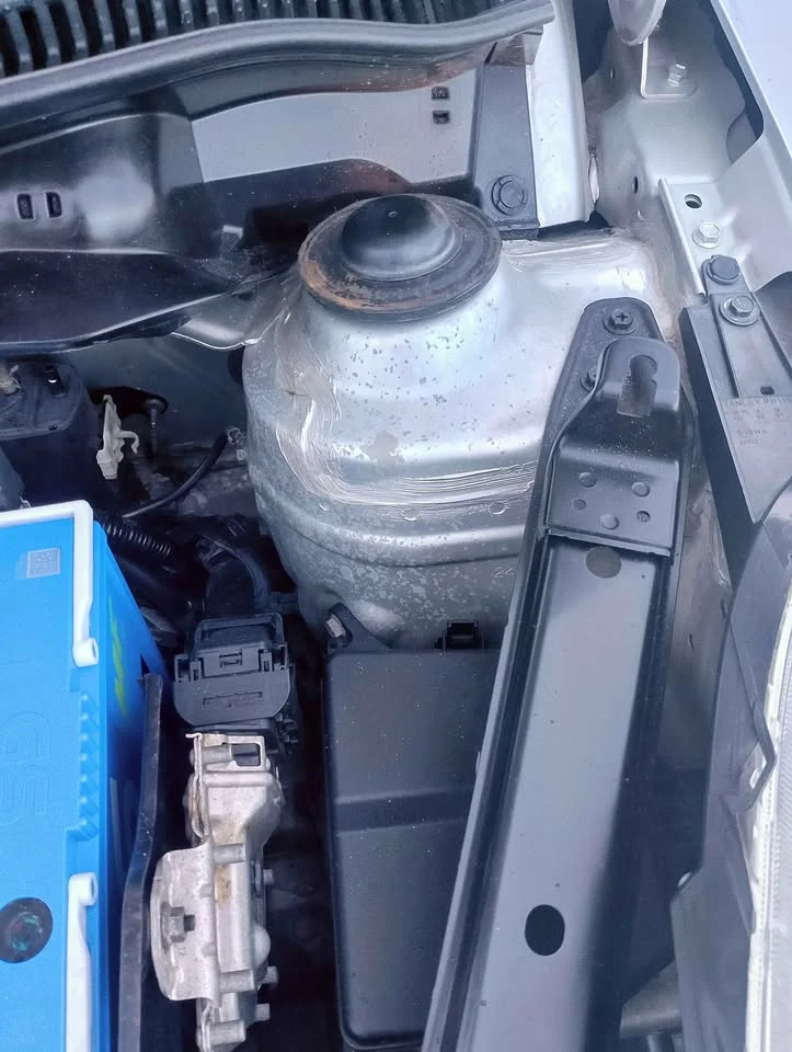 2013 Suzuki Swift II 2
